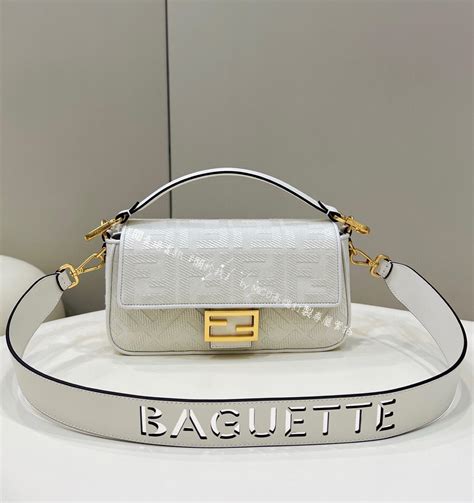 fendi 經典 包|經典Baguette包款 .